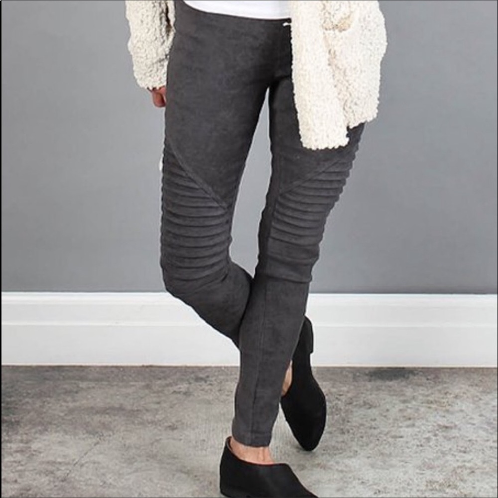 💃LAST Gray Must Have Moto Leggings - Picture 5 of 8